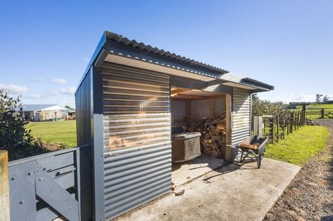 Photo of property in 63 Sutherland Road, Sanson, Palmerston North, 4479