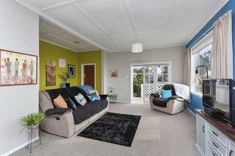 Photo of property in 61 Pioneer Road, Moturoa, New Plymouth, 4310