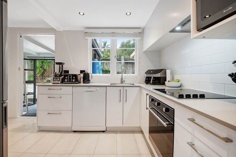 Photo of property in 38 Ferndale Drive, Snells Beach, 0920