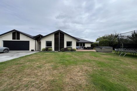 Photo of property in 12 Teagarden Close, Mairehau, Christchurch, 8052