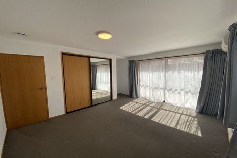 Photo of property in 2/12 Dumfries Drive, Hei Hei, Christchurch, 8042