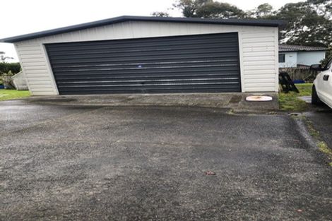 Photo of property in 125 Millbrook Road, Sunnyvale, Auckland, 0612