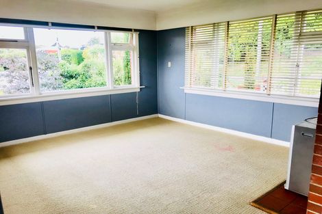 Photo of property in 52 Shandon Road, Vauxhall, Dunedin, 9013