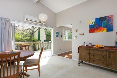 Photo of property in 2a West Road, Northland, Wellington, 6012