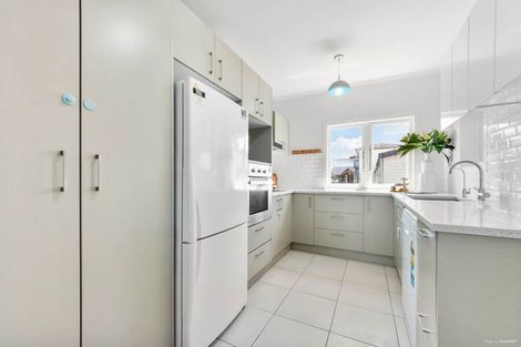 Photo of property in 22 Tiverton Road, Avondale, Auckland, 0600