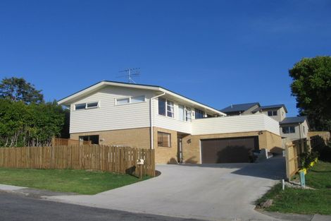 Photo of property in 8 Bruce Road, Glenfield, Auckland, 0629