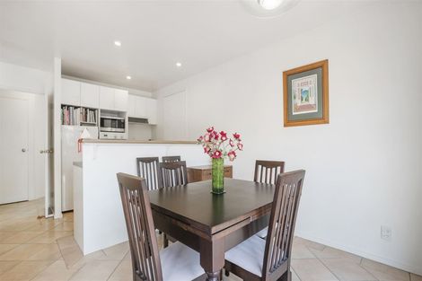 Photo of property in 1/11 Bronzewing Terrace, Unsworth Heights, Auckland, 0632