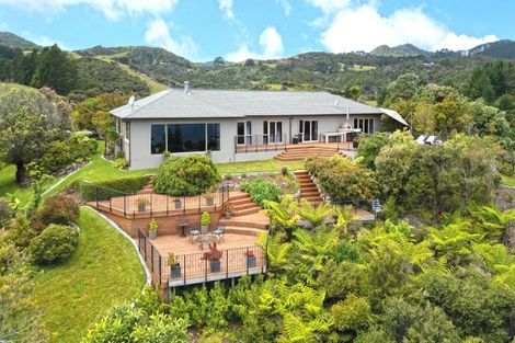 Photo of property in 52 Woods Road South, Colville, Coromandel, 3584