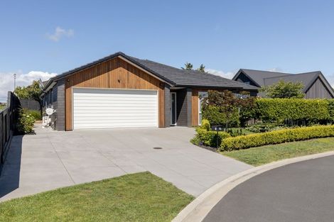 Photo of property in 73 Bert Wall Drive, Omokoroa, 3114