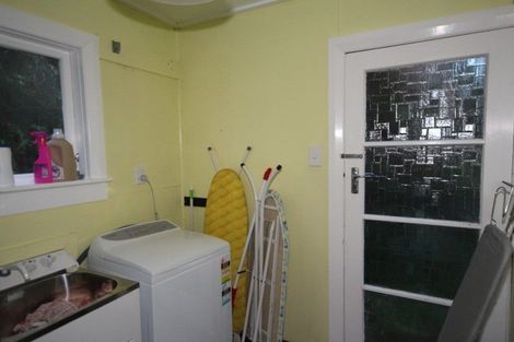 Photo of property in 70 Gladstone Road, Dalmore, Dunedin, 9010