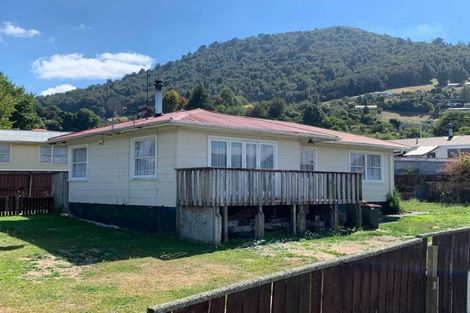 Photo of property in 11 Leslie Avenue, Western Heights, Rotorua, 3015