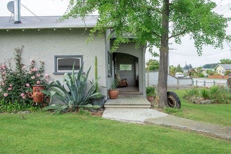 Photo of property in 83 Cox Street, Geraldine, 7930