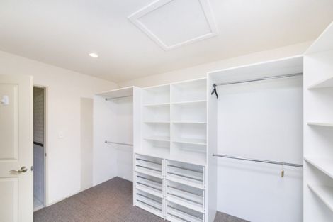 Photo of property in 12 White Horse Drive, Westbrook, Palmerston North, 4475