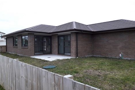 Photo of property in 16 Piripono Crescent, Pukekohe, 2120