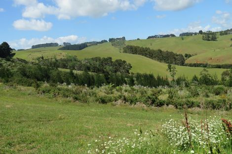 Photo of property in 24 Pekama Drive, Cable Bay, 0420