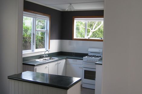 Photo of property in 25 Kingswood Street, Takaro, Palmerston North, 4412