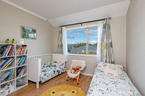 Photo of property in 122 Endeavour Drive, Whitby, Porirua, 5024