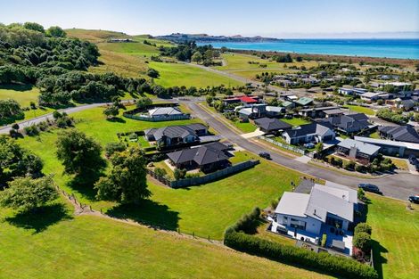 Photo of property in 14 Swyncombe Place, Kaikoura Flat, Kaikoura, 7371
