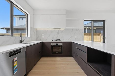 Photo of property in 8 Kakano Street, Clevedon, 2582