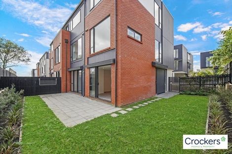 Photo of property in 1/2 Treasure Lane, Te Atatu South, Auckland, 0610