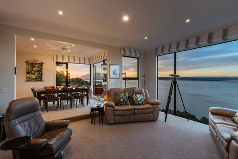 Photo of property in 2/71 Wakeman Road, Acacia Bay, Taupo, 3330