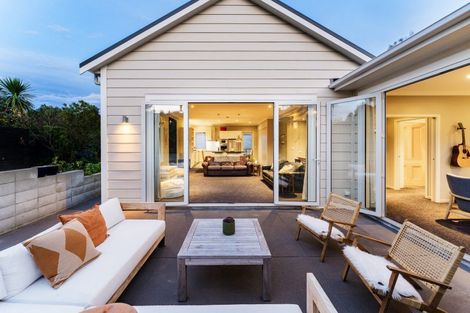 Photo of property in 33 Melrose Street, Roslyn, Dunedin, 9010