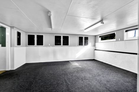 Photo of property in 402 South Road, Hawera, 4674