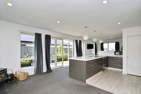 Photo of property in 27 Kawari Drive, Pegasus, 7612