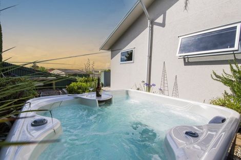 Photo of property in 18 Robbie Street, Foxton Beach, Foxton, 4815