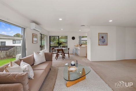 Photo of property in 14 Milan Drive, Glen Eden, Auckland, 0602