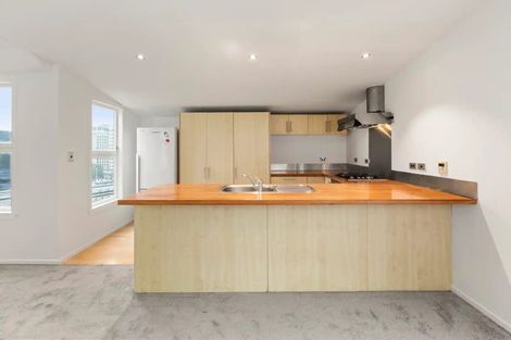 Photo of property in 20 Parliament Street, Thorndon, Wellington, 6011