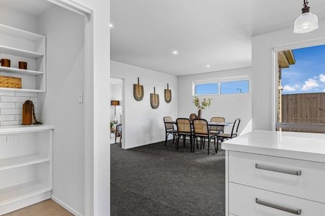 Photo of property in 33 Timara Crescent, Marshland, Christchurch, 8083