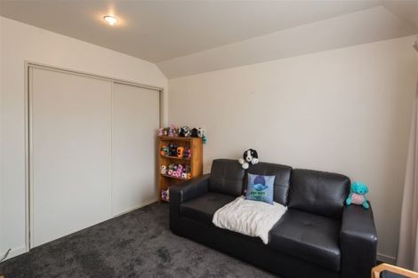 Photo of property in 1 Trist Place, Edgeware, Christchurch, 8013