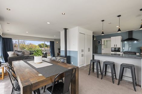 Photo of property in 52 Wikiriwhi Crescent, Awapuni, Palmerston North, 4412
