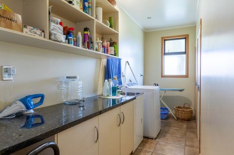 Photo of property in 255 Te Rehunga Road North, Dannevirke, 4972