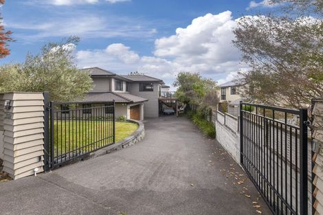 Photo of property in 87 Knights Road, Rothesay Bay, Auckland, 0630