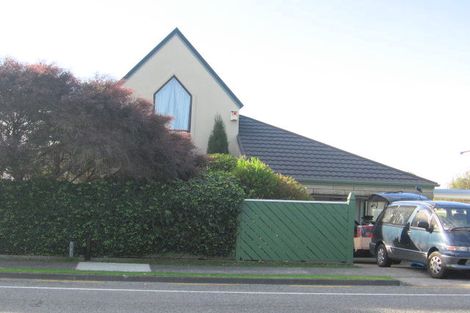 Photo of property in 271 Waterloo Road, Fairfield, Lower Hutt, 5011