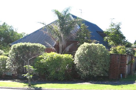 Photo of property in 7 Jandell Crescent, Bucklands Beach, Auckland, 2014