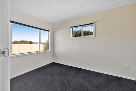 Photo of property in 23 Longfellow Road, Opunake, 4616