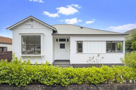 Photo of property in 3a Haverstock Road, Sandringham, Auckland, 1025