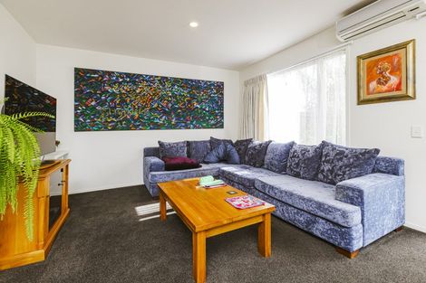 Photo of property in 3/45 Secoia Crescent, Mangere, Auckland, 2022