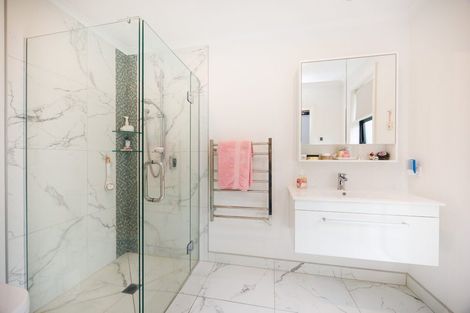 Photo of property in 16 Serenity Crescent, Kelvin Grove, Palmerston North, 4414