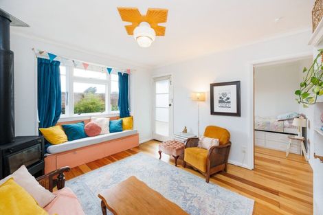 Photo of property in 16 Chrystal Street, Foxton Beach, Foxton, 4815