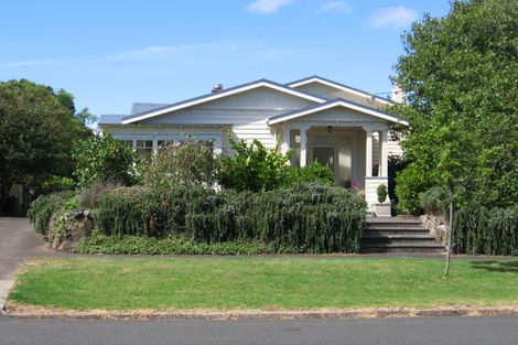 Photo of property in 61 Mariri Road, One Tree Hill, Auckland, 1061