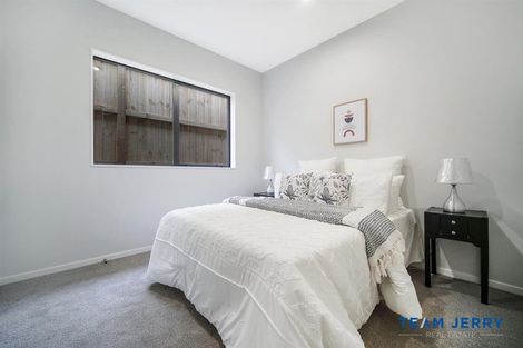 Photo of property in 30 Paihere Street, Huapai, Kumeu, 0810