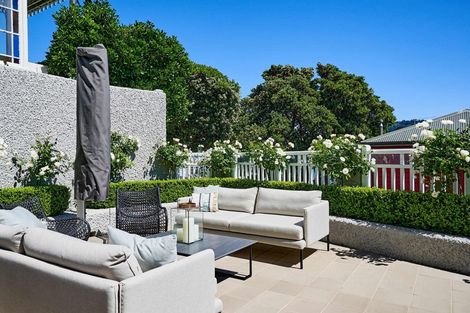 Photo of property in 30 Mcfarlane Street, Mount Victoria, Wellington, 6011