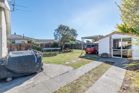 Photo of property in 7 Saunders Place, Redwood, Christchurch, 8051