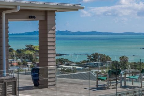 Photo of property in 6 Christine Drive, Coopers Beach, 0420