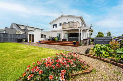 Photo of property in 191 Carrington Street, Lower Vogeltown, New Plymouth, 4310