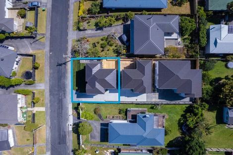Photo of property in 17a Trinidad Road, Sunnynook, Auckland, 0620